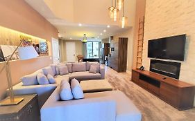 3045 Magic Village8 Guests 4 Suites Bbq 8 Min Disney